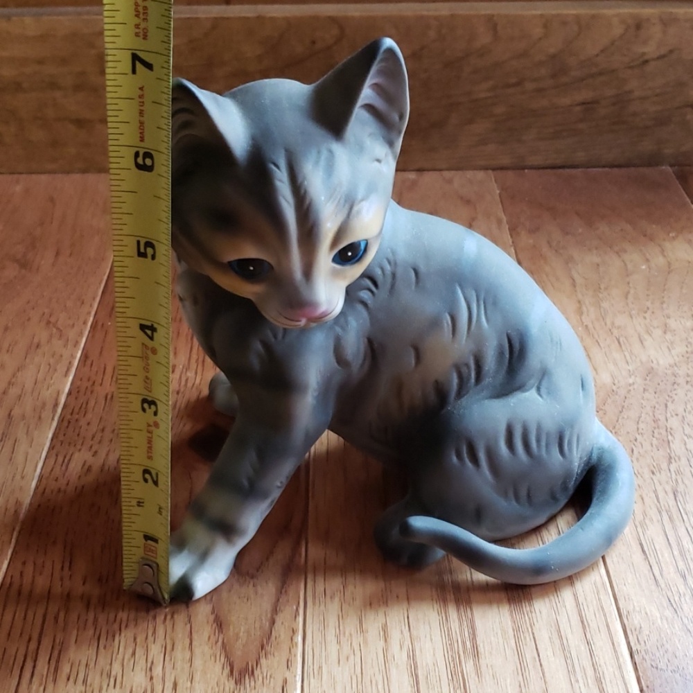Ceramic Cat - Picture 6 of 7